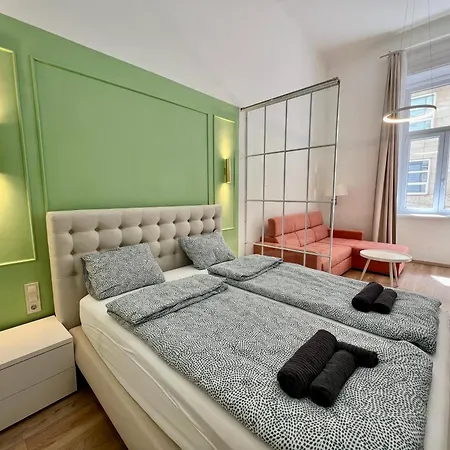 Urban Oasis Close To Oktogon Апартаменты Будапешт